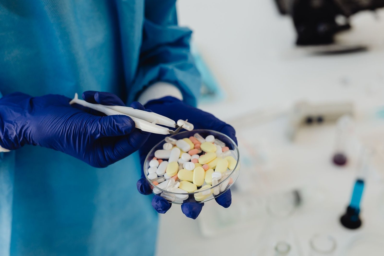 Ampercure Pharma: design detail